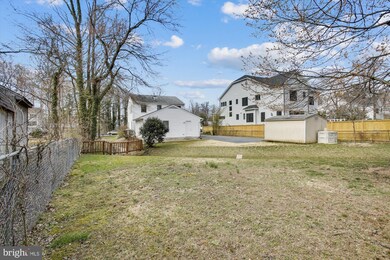 2129 Greenwich St, Falls Church, VA 22043 - photo 3