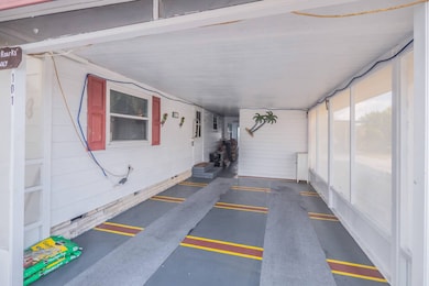 101 Lakeview Dr, Leesburg, FL 34788 - photo 4