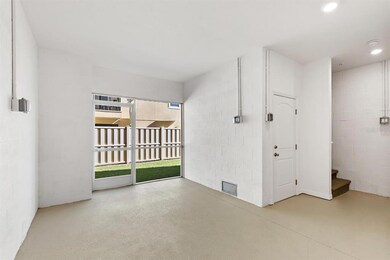 5517 Yellowfin Ct, New Port Richey, FL 34652 - photo 2