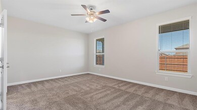 304 Smart Strike Ct, Granbury, TX 76049 - photo 7