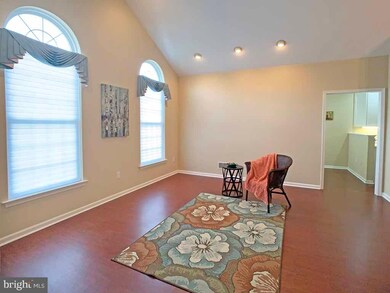 808 Persimmon Ln unit V142, Langhorne, PA 19047 - photo 5