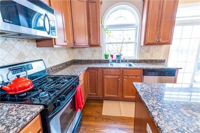 1390 Lorton Dr, Easton, PA 18040 - photo 3