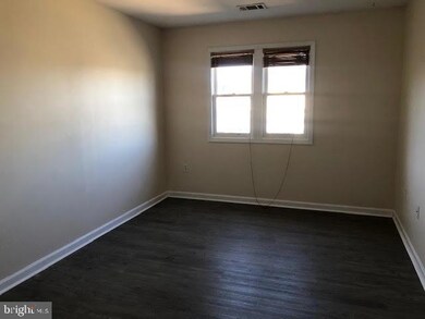 207 S 4th St, Womelsdorf, PA 19567 - photo 6