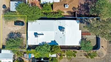 Lot overview - Plenty of parking