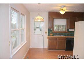 Breakfast Nook/ Kitchen