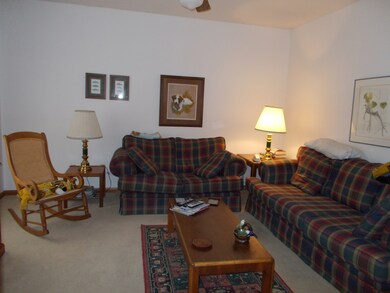 4909 McKenna Ct 027