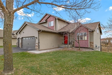 1125 18th Ave SE, Cambridge, MN 55008 - photo 2