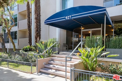 927 N Kings Rd unit 107, West Hollywood, CA 90069 - photo 7