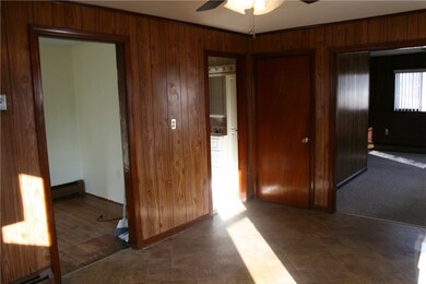 77 Hollis Ave, Warwick, RI 02889 - photo 4