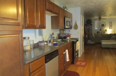 2010 George St, Lawrenceville, IL 62439 - photo 5