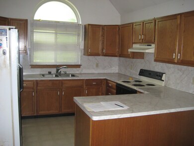 2103 Cramer Rd, Bushkill, PA 18324 - photo 5