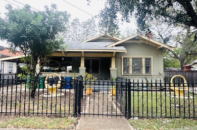 314 Devine St, San Antonio, TX 78210 - photo 2