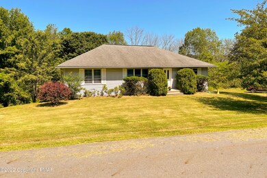 202 Spring Hill Rd, Honesdale, PA 18431 - photo 4