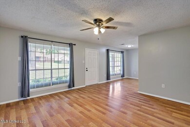 06-733 Clearmont Dr