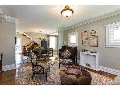 546 N Marion St, Oak Park, IL 60302 - photo 2