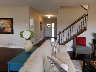 Living Room to Entry