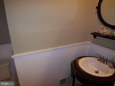 7925 Sligo Creek Pkwy, Takoma Park, MD 20912 - photo 6