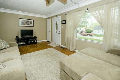 Living Room. Entry closet near front door