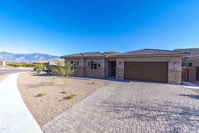 Gated Pinnacle at Center Pointe
