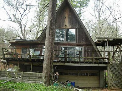 Exterior Front. w/Garage