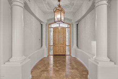 Interior Entry & Foyer