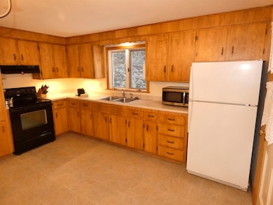 107 Middle Rd, Center Tuftonboro, NH 03816 - photo 6