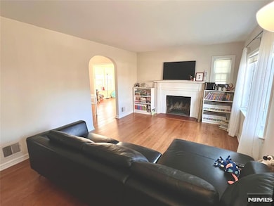 40 Amherst Ct, Glen Rock, NJ 07452 - photo 4