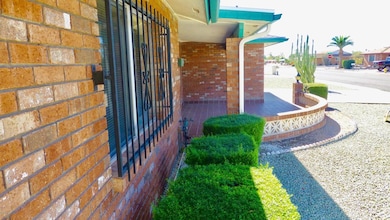 4629 E Escondido
