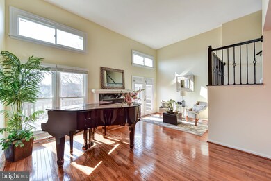 13945 Baton Rouge Ct, Centreville, VA 20121 - photo 4