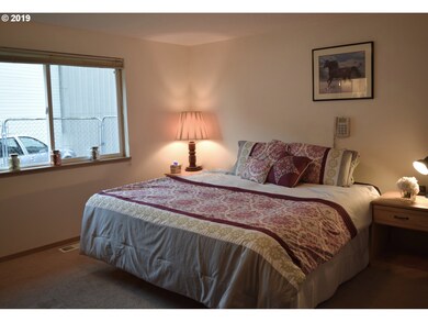 Bedroom, Primary