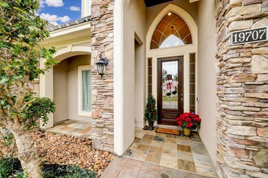 19707 Stone Lake Dr, Tomball, TX 77377 - photo 5