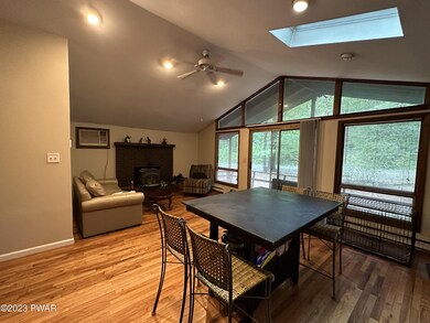 118 Ivy Trail, Dingmans Ferry, PA 18328 - photo 4