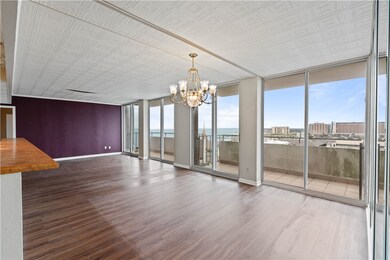 Walk into a wall of glass with an extraordinary vi