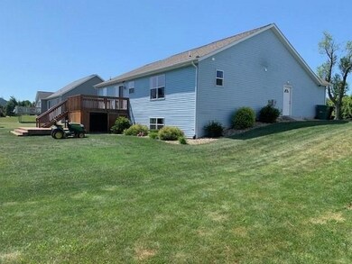 608 E Dunn Rd, New Carlisle, IN 46552 - photo 3