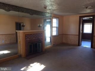 2102 Woodbourne Ave, Baltimore, MD 21214 - photo 2