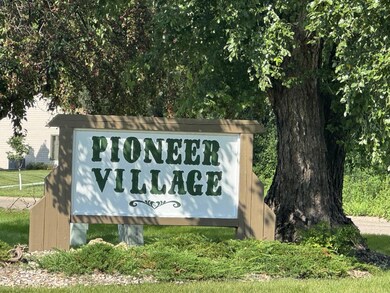 1806 Pioneer Rd unit 213, Red Wing, MN 55066 - photo 3