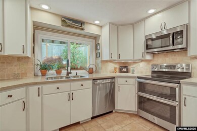 1101 Cayuse Cir SE, Salem, OR 97306 - photo 3