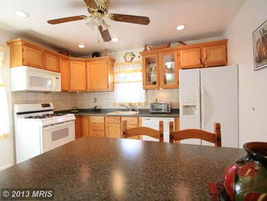 5010 59th Ave, Hyattsville, MD 20781 - photo 3