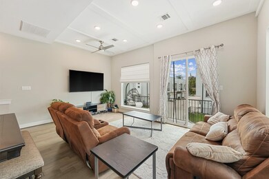 707 Apogee Trail, Houston, TX 77022 - photo 4