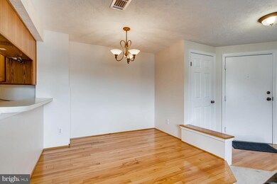 821 Stratford Way unit J, Frederick, MD 21701 - photo 3