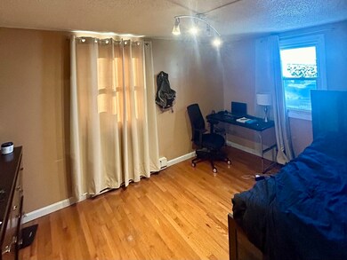 1040 Cove Rd unit 1, New Bedford, MA 02744 - photo 4