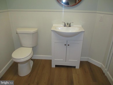 3235 Marion St, Reading, PA 19605 - photo 6