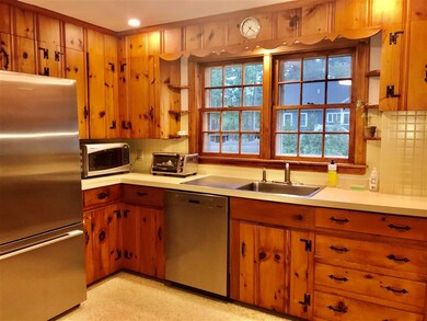 185 Walnut Hill Ave, Manchester, NH 03104 - photo 5