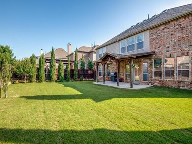 Beautifully landscaped back yard!
