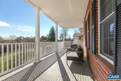 435 White Gables Ln unit 204, Charlottesville, VA 22903 - photo 6