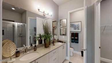 4 Master Bath