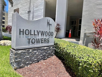 Hollywood Towers unit 510, Hollywood, FL 33019 - photo 3