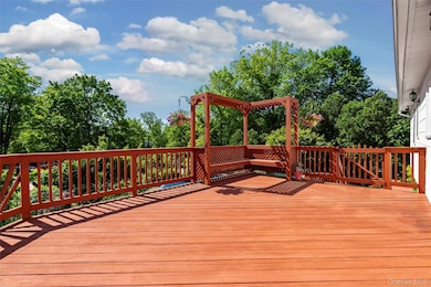 8 Skinner Ct, Tomkins Cove, NY 10986 - photo 6