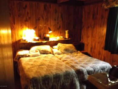 9869 Deerwood Dr, Tobyhanna, PA 18466 - photo 2