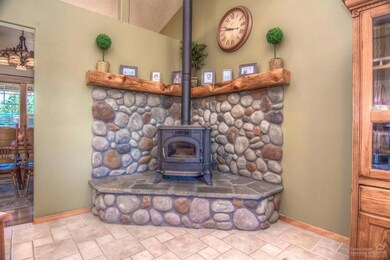 3355 SW 47th St, Redmond, OR 97756 - photo 7